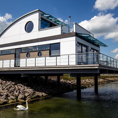 Kyst 5410 Floating Home 1 นอยชตัดท์ อิน โฮลชไตน์ ภายนอก รูปภาพ